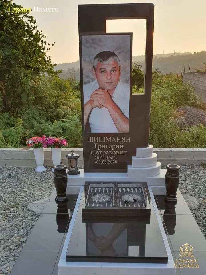 Элитный памятник №70